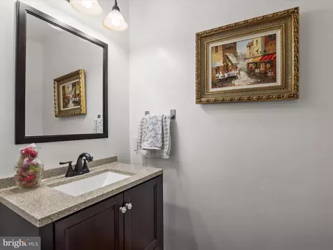 9 Class Ct, Parkville, MD 21234 photo 12