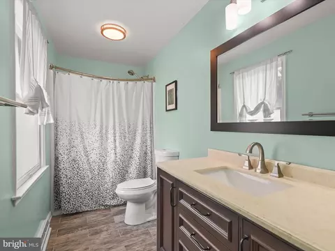 9 Class Ct, Parkville, MD 21234 photo 15