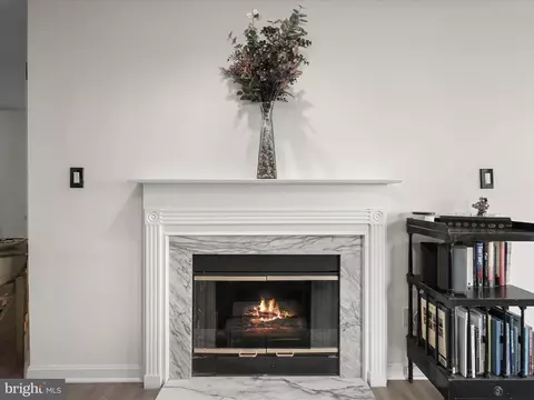 2203 E Falls Gable Ln #E, Baltimore, MD 21209 photo 5