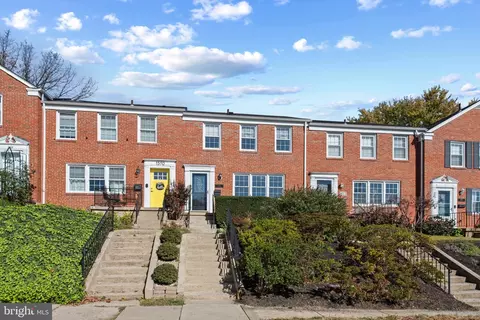 1572 Dellsway Rd, Towson, MD 21286