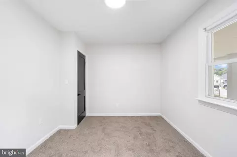 4 Plastic Ct, Middle River, MD 21220 photo 18