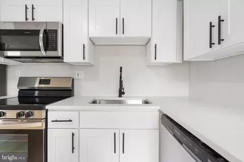 4 Plastic Ct, Middle River, MD 21220 photo 14
