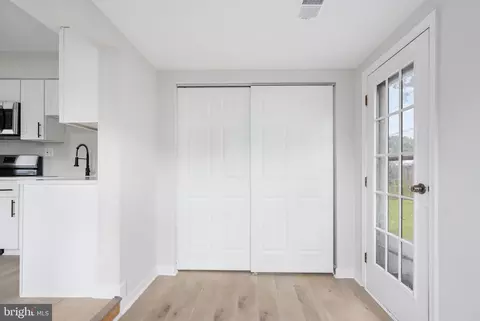 4 Plastic Ct, Middle River, MD 21220 photo 15