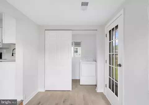 4 Plastic Ct, Middle River, MD 21220 photo 16
