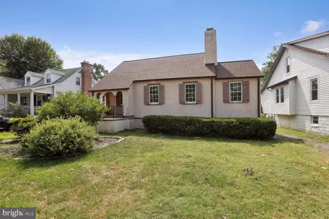 119 Clarendon Ave, Pikesville, MD 21208