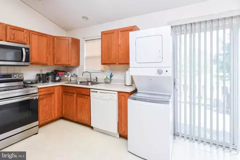 7520 Haystack Dr, Windsor Mill, MD 21244 photo 18