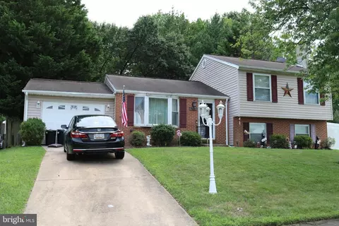 12103 Buttonwood Ln, Middle River, MD 21220