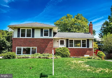 913 Shelley Rd, Towson, MD 21286