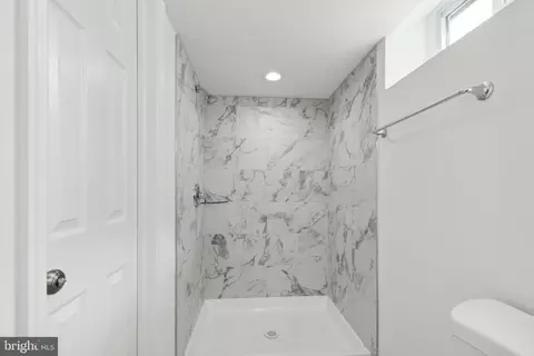 Bath - 5522 Lanham Way, Baltimore, MD 21206 photo 2 of 2