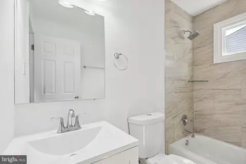 Bath - 5522 Lanham Way, Baltimore, MD 21206 photo 1 of 2