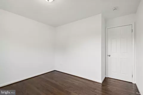 Bedroom - 5522 Lanham Way, Baltimore, MD 21206 photo 3 of 7