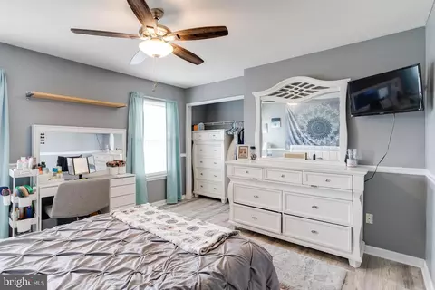 Bedroom - 4537 Sandwood Rd, Sparrows Point, MD 21219 photo 7 of 18