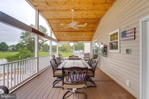Exterior - 4537 Sandwood Rd, Sparrows Point, MD 21219 photo 5 of 17