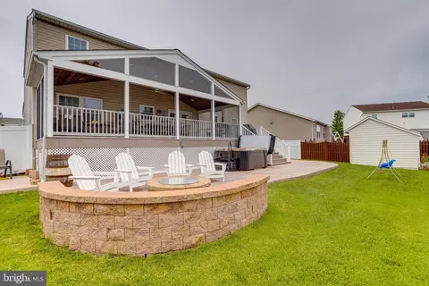 Exterior - 4537 Sandwood Rd, Sparrows Point, MD 21219 photo 14 of 17