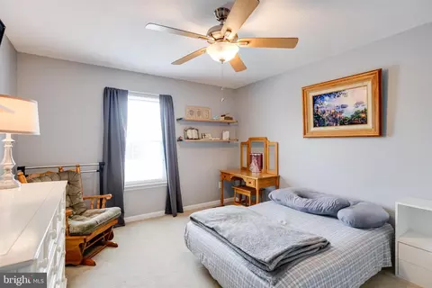 Bedroom - 4537 Sandwood Rd, Sparrows Point, MD 21219 photo 14 of 18