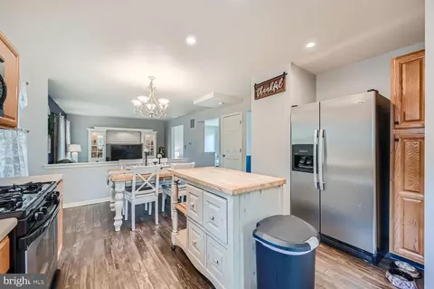 9 Oldfield Ct, Middle River, MD 21220 photo 11