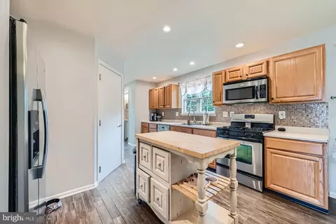 9 Oldfield Ct, Middle River, MD 21220 photo 12