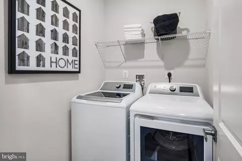 605 Harrington St, Middle River, MD 21220 photo 14