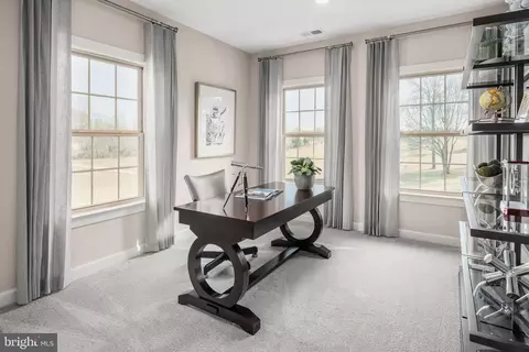 605 Harrington St, Middle River, MD 21220 photo 12