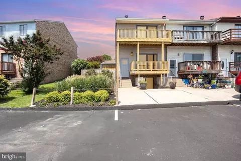144 Villa Capri Cir, Essex, MD 21221
