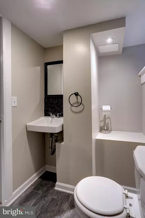 1273 Brewster St, Halethorpe, MD 21227 photo 12