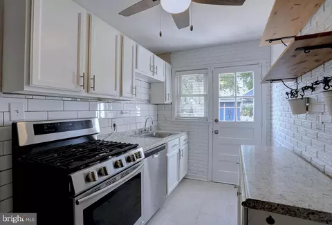 1273 Brewster St, Halethorpe, MD 21227 photo 11