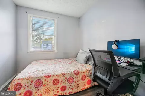 Bedroom - 11 Chattuck Ct, Middle River, MD 21220 photo 3 of 6