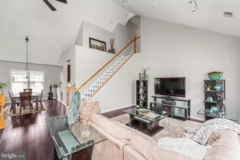 22 Barbican Way #22, Pikesville, MD 21208
