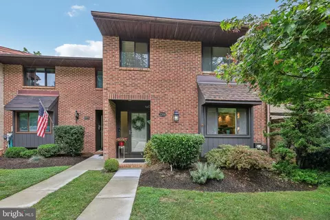 2209 Chapel Valley Ln, Lutherville Timonium, MD 21093