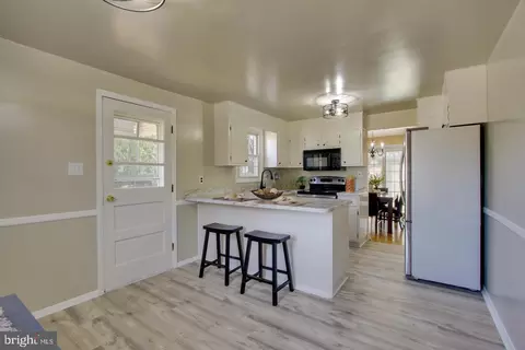 Kitchen - 3903 Klausmier, Nottingham, MD 21236 photo 4 of 4