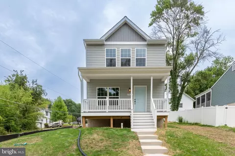 2015 Jeanne Ave, Halethorpe, MD 21227