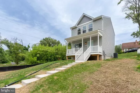 2015 Jeanne Ave, Halethorpe, MD 21227 photo 2