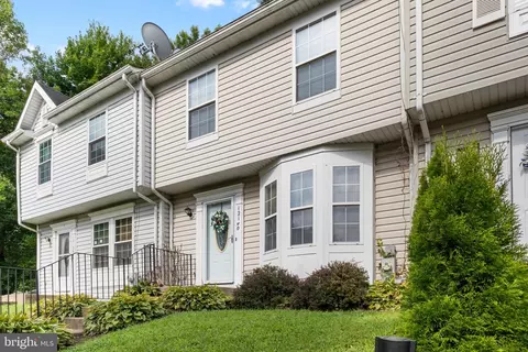 12140 Sugar Mill Cir, Middle River, MD 21220