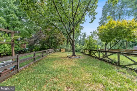 45 Bernadotte Ct, Parkville, MD 21234 photo 30