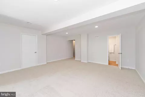 45 Bernadotte Ct, Parkville, MD 21234 photo 26