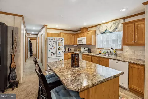 108 Covered Wagon Rd, Middle River, MD 21220 photo 13