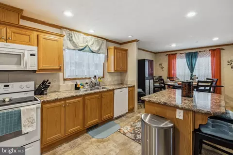 108 Covered Wagon Rd, Middle River, MD 21220 photo 14