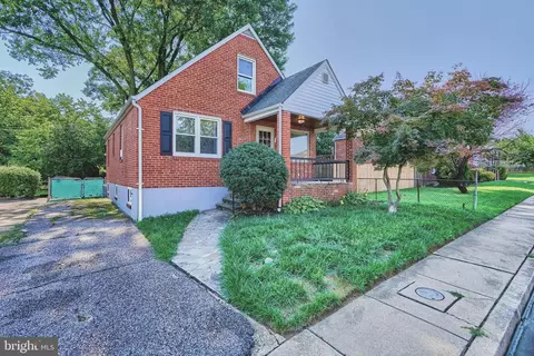 7831 Highpoint Rd, Parkville, MD 21234