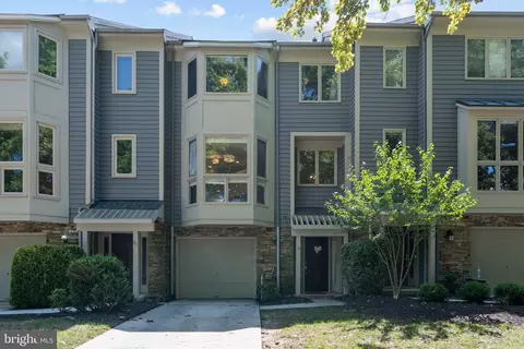 19 Stridesham Ct, Baltimore, MD 21209