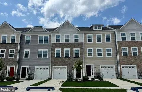 8376 Dieter Dr, Rosedale, MD 21237