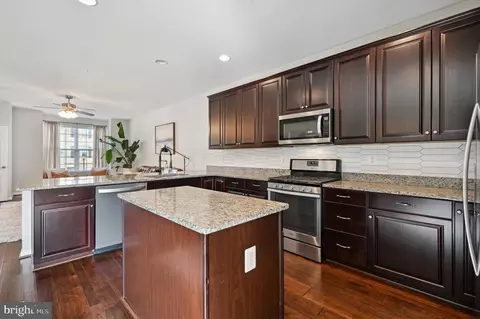 927 Morgan Run Rd, Middle River, MD 21220 photo 15