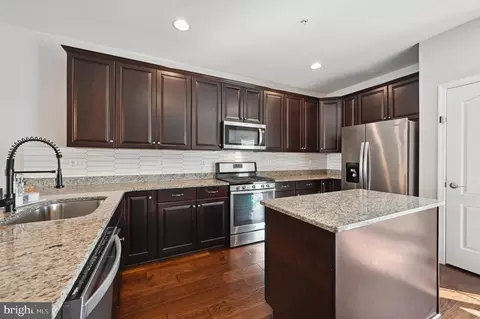 927 Morgan Run Rd, Middle River, MD 21220 photo 16
