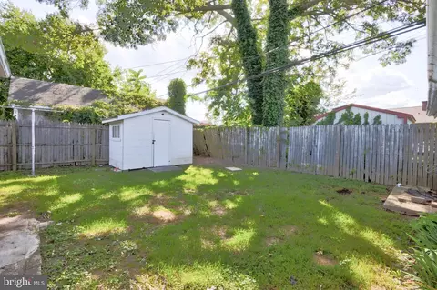 Exterior - 46 Left Wing Dr, Middle River, MD 21220 photo 1 of 2