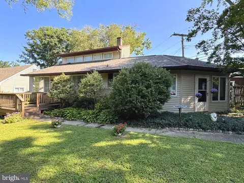3010 1st Ave, Parkville, MD 21234
