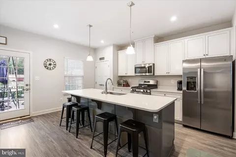 Kitchen - 619 Williams Ct, Middle River, MD 21220 photo 2 of 2