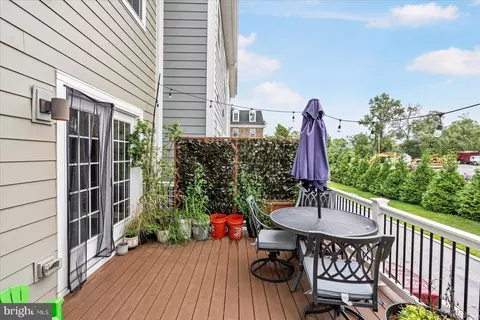 Exterior - 619 Williams Ct, Middle River, MD 21220 photo 3 of 7