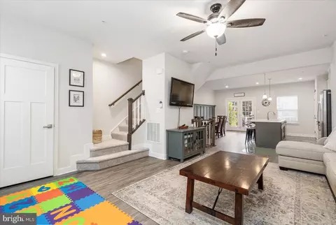 Entry Way - 619 Williams Ct, Middle River, MD 21220 photo 1 of 10