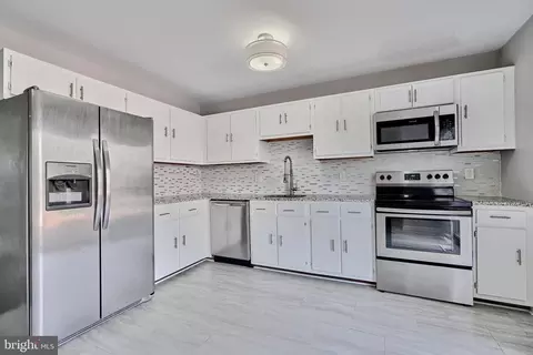 Kitchen - 28 Minte Dr, Nottingham, MD 21236 photo 3 of 6