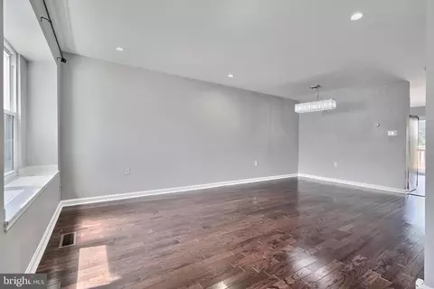 Living - 28 Minte Dr, Nottingham, MD 21236 photo 1 of 7