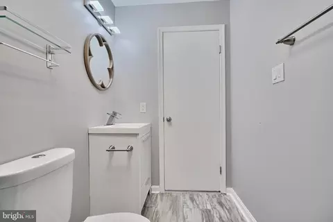 Bath - 28 Minte Dr, Nottingham, MD 21236 photo 5 of 7